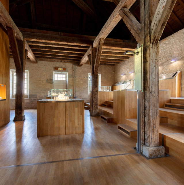 Book your visit to the Saline royale